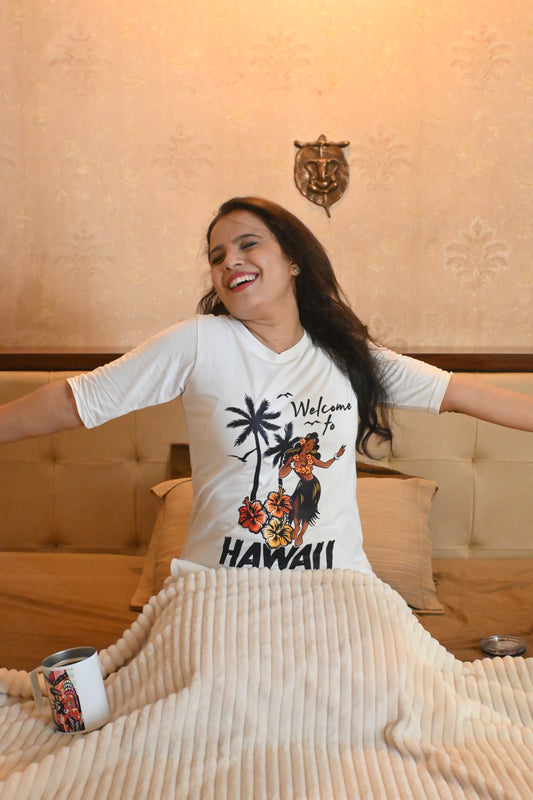 Hawaii T-Shirt Dress with Pockets in White