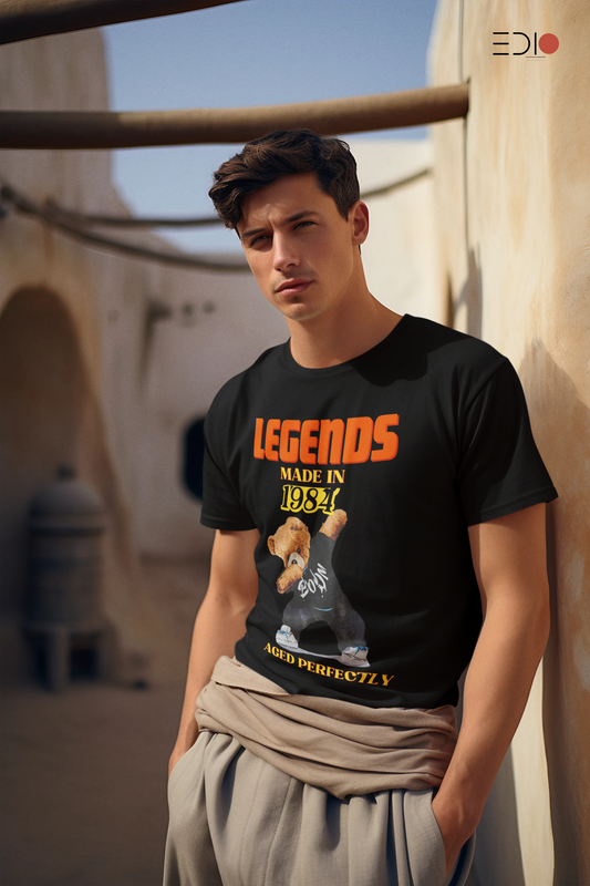 Legends Are Made in 1984 - Oversized Men's T-Shirt